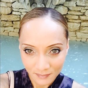 Meet your Posher, Tonya